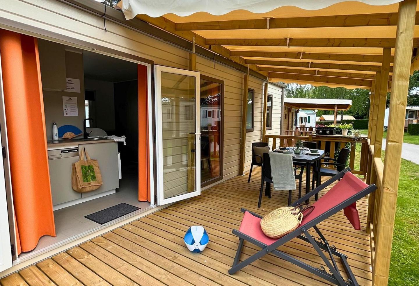 Camping Les Etangs Fleuris 4 Touquin Exterior photo