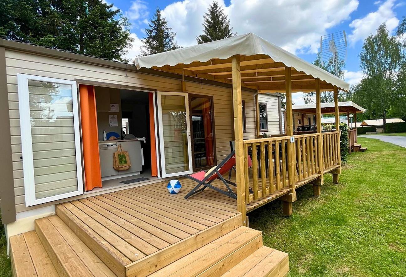 Camping Les Etangs Fleuris 4 Touquin Exterior photo